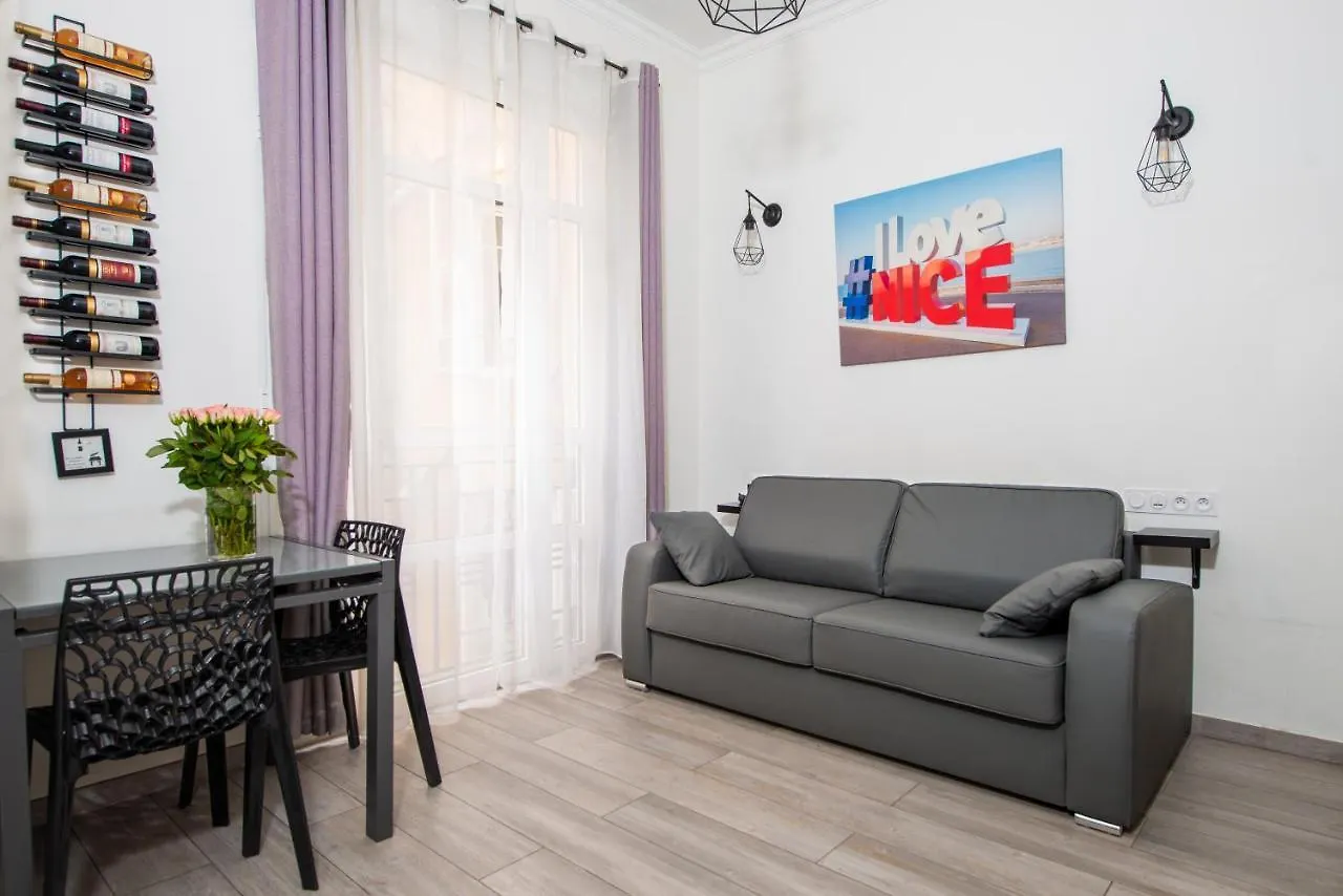 Nice Centre Flat - Modern, Quiet&Brand New Apartment